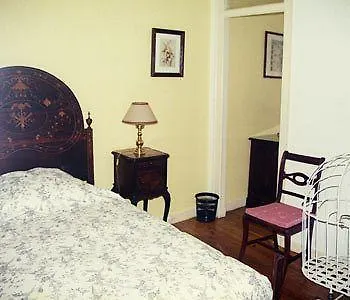 Family Macedo B&B 2*, Lisbon Portugal